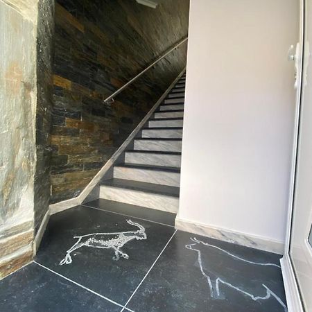Apartamentos Barbosa Vila Nova de Fozcoa Luaran gambar