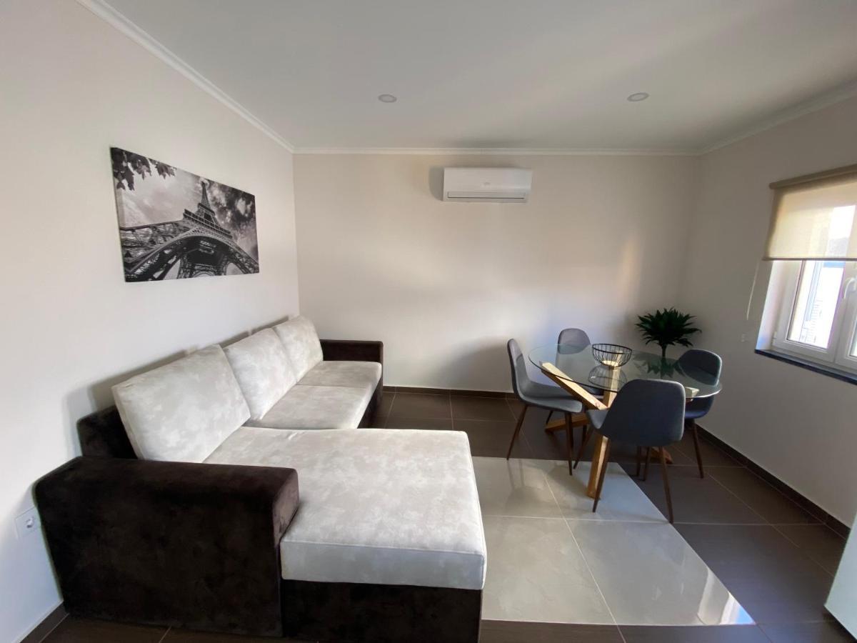Apartamentos Barbosa Vila Nova de Fozcoa Luaran gambar