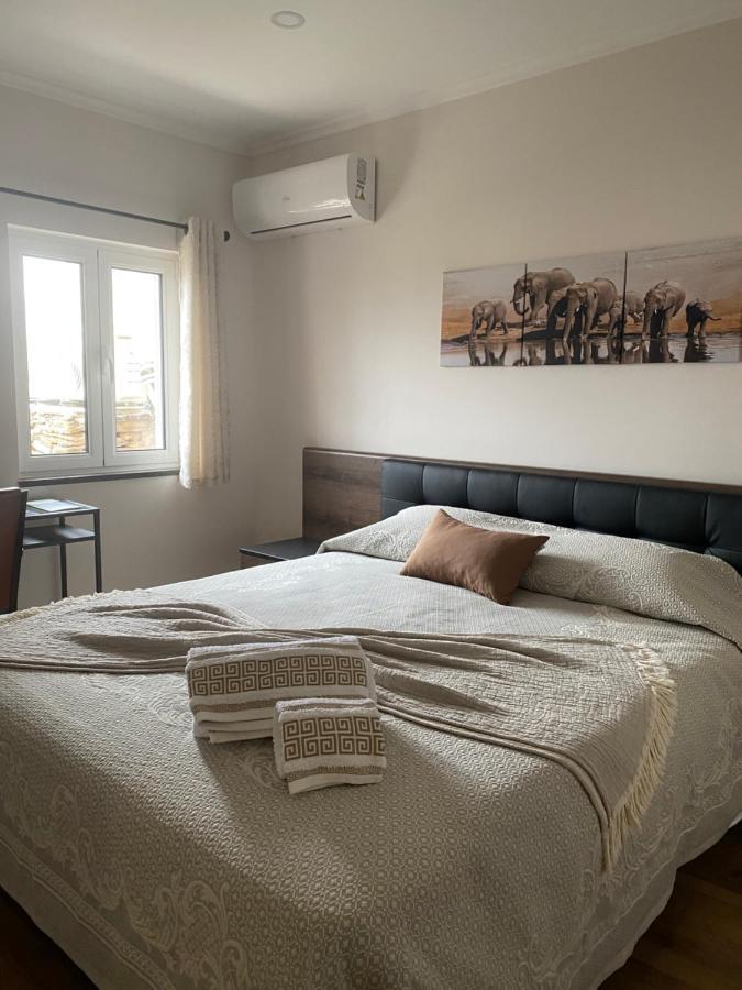 Apartamentos Barbosa Vila Nova de Fozcoa Luaran gambar
