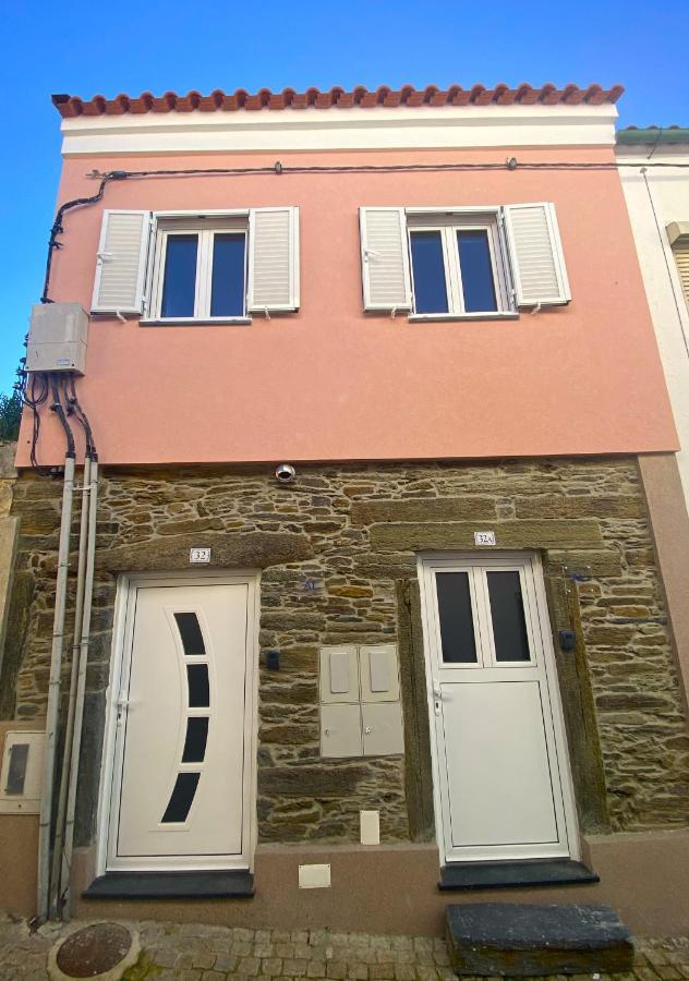 Apartamentos Barbosa Vila Nova de Fozcoa Luaran gambar